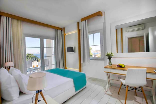 Hilllside Aile Odası